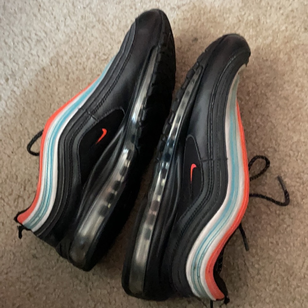 MENS NIKE SNEAKERS